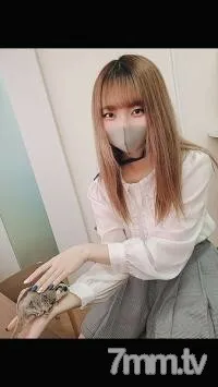 FC2-PPV-1919055 Leaked  ♯ Fair-skinned local friends. After playing at the small animal cafe, please bring it to the room and grow it specially.
