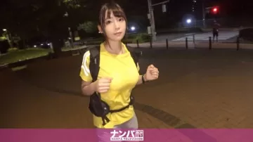 200GANA-1802 【夜走る女性厳選！ -】夜の公園をランニングする無邪気なスレンダー美女！ ～途中からホテルに強引に誘われ、色気ムンムンの美巨乳を広げてのセックスで大量潮吹き＆涙目！