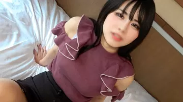 FC2-PPV-3526254 [Tanpa filter] Tubuh super seksi～ Kencan belanja menyenangkan dengan Yumi-chan, yang saya temui melalui aplikasi♡Saya ingin bermalam bersama dokter di hotel besar. Tapi aku tidak tahan dengan tubuh hornyku 1000% dan akhirnya harus bercinta dengan Ikarabu di ranjang.